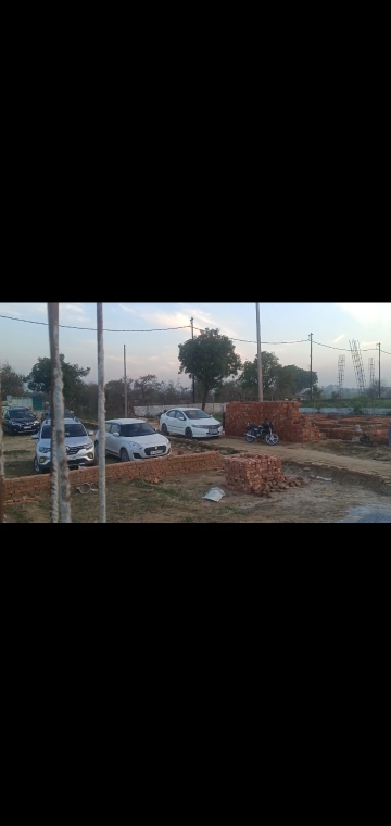 Plot For Sale in Kisan Tower