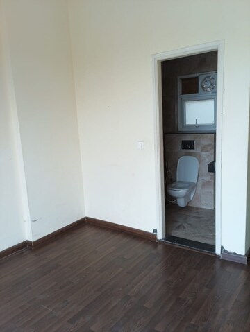 Room in 3 BHK Builder Floor at BPTP Astaire Gardens, Sector 70a – for Rent