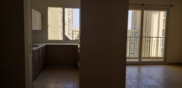 Room in 3 BHK Apartment at Bhartiya Nikoo Homes, Thanisandra Main Road – for Rent