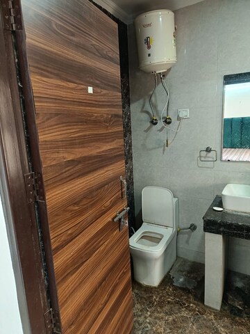 Bathroom in 1 BHK Builder Floor at Neb Sarai – for Rent