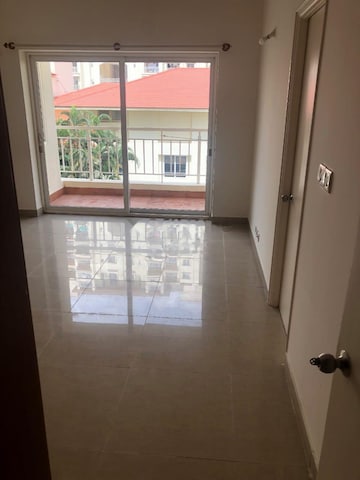 Room in 2 BHK Apartment at Sobha Dream Gardens, Thanisandra Main Road – for Rent