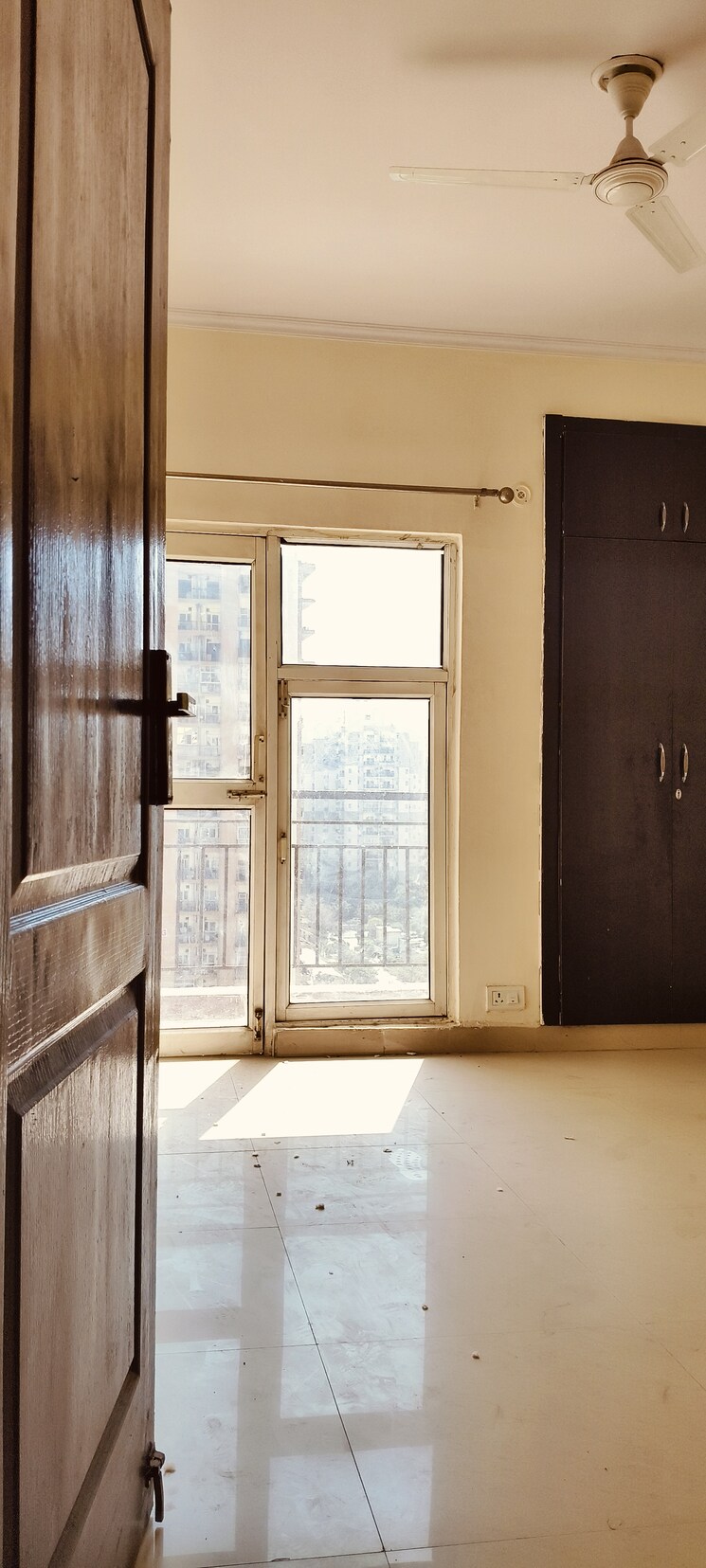 Room, gardenia-golf-city 3 Bedroom 1350 Sq.Ft. Apartment In Sector 75 Noida 8217744