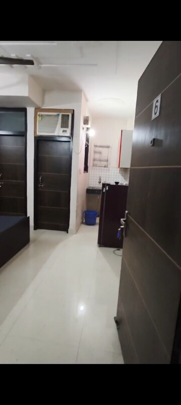 Furnished Amenities in 1 RK Builder Floor at DLF City Phase III, Sector 24 – for Rent