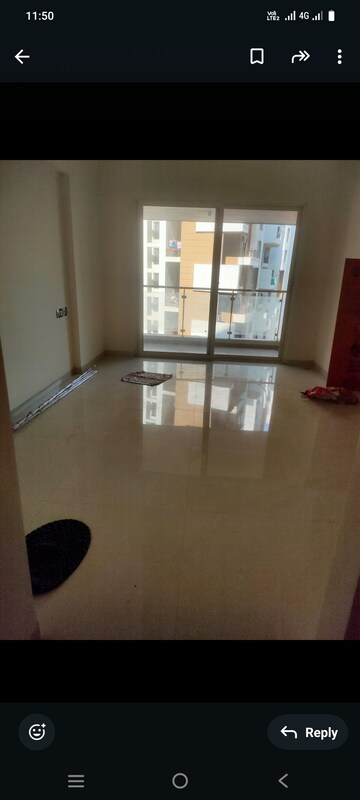 Room in 3 BHK Apartment at Shree Signature Park, Wakad – for Rent