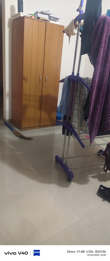 Living Room in 1 BHK Apartment at Solitaire Heights, Malad West – for Rent