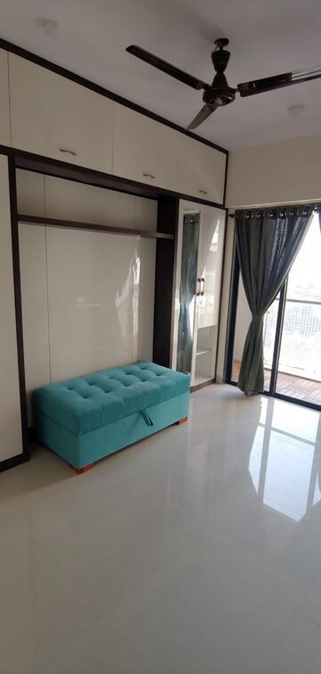Bedroom in 2 BHK Apartment at Hubtown Hill Crest, Andheri East – for Rent