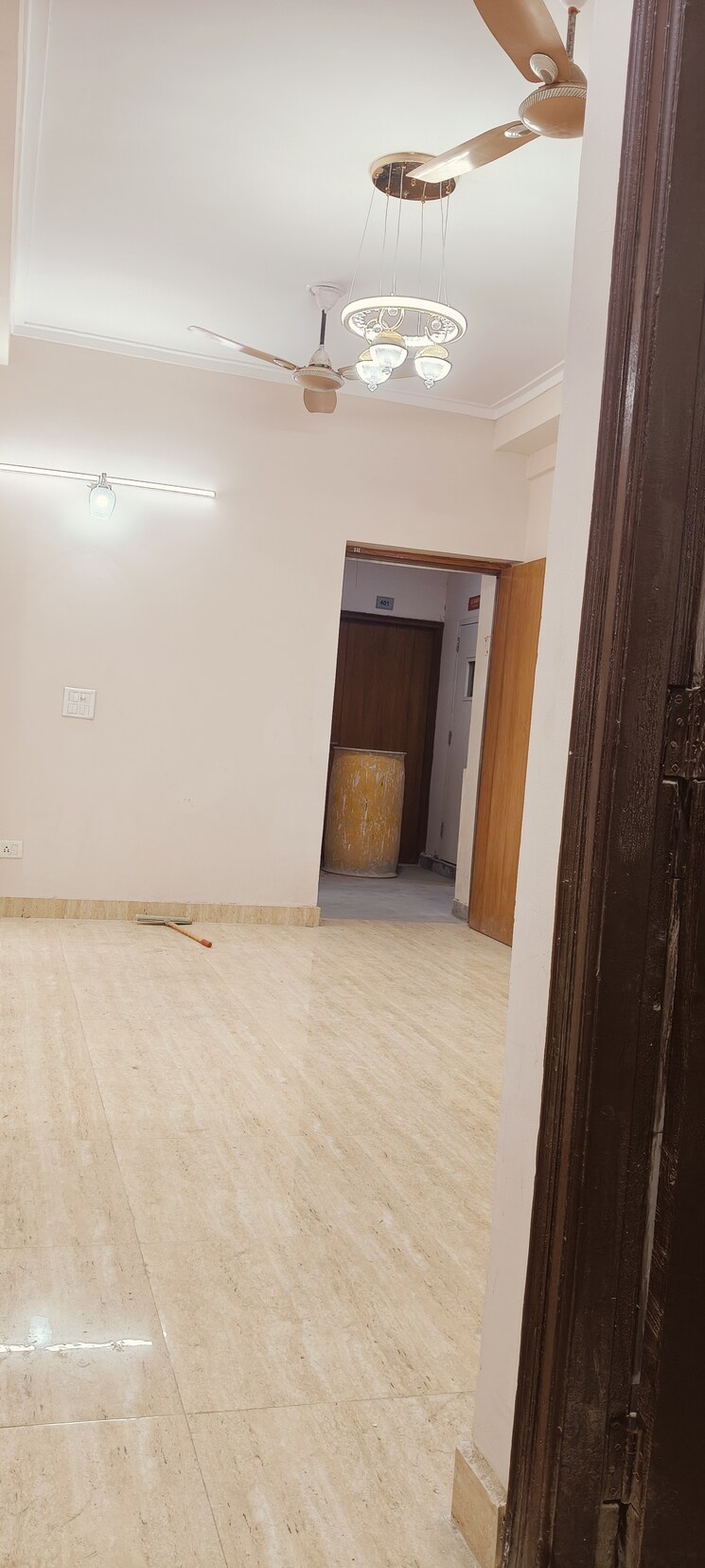 Room, amrapali-golf-homes 2 Bedroom 1100 Sq.Ft. Apartment In Sector 4, Greater Noida Greater Noida 8217801