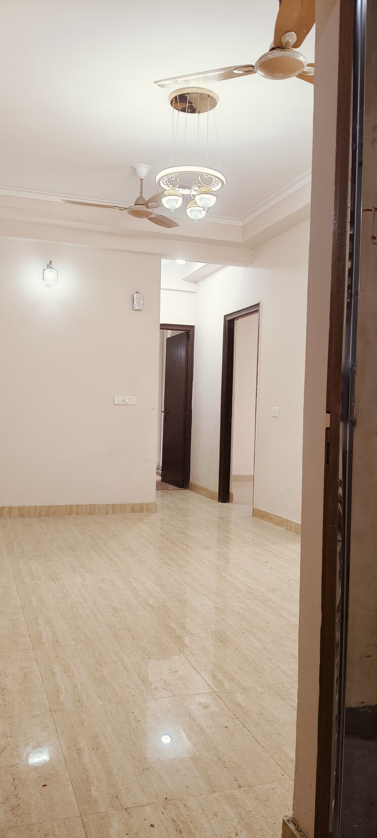 Room, amrapali-golf-homes 2 Bedroom 1100 Sq.Ft. Apartment In Sector 4, Greater Noida Greater Noida 8217801