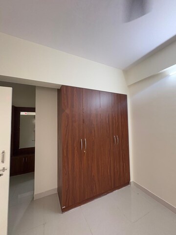 Room in 2 BHK Apartment at Trendsquare Ortus Apartment, Hebbal – for Rent