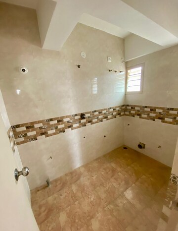 Bathroom in 6+ BHK Builder Floor at Horamavu – for Sale