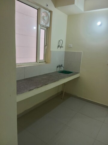 Room in 2 BHK Apartment at Pyramid Heights, Sector 85 – for Rent