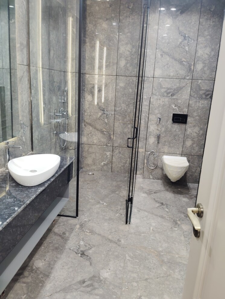 Bathroom, kumar-imperial-greens 2 Bedroom 1105 Sq.Ft. Apartment In Sector 16 Greater Noida Greater Noida 8217844