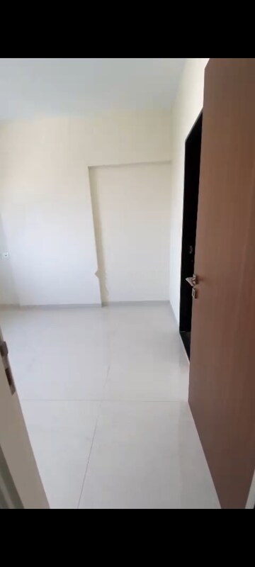 Room in 2 BHK Apartment at Hirani Om Sukhkarta Heights, Vikhroli East – for Rent