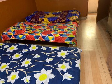 Room in  Pg at Sector 15 – for Rent