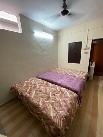 Room in  Pg at Sector 15 – for Rent