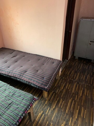 Room in  Pg at Sector 15 – for Rent