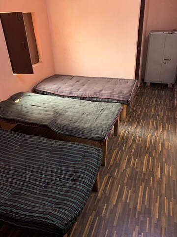 Room in  Pg at Sector 15 – for Rent