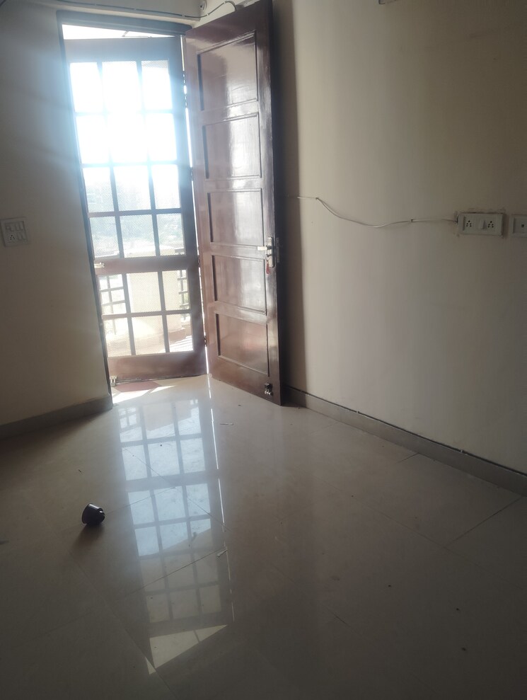 Room, sector 127 1 Bedroom 770 Sq.Ft. Apartment In Sector 127 Mohali 8217893