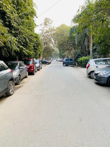   Pg at Sector 15 – for Rent