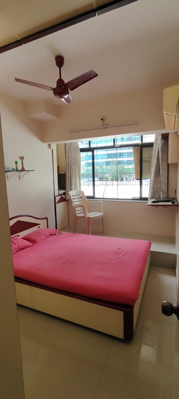 Bedroom in 2 BHK Apartment at Elizabeth Apartments, Parel – for Rent