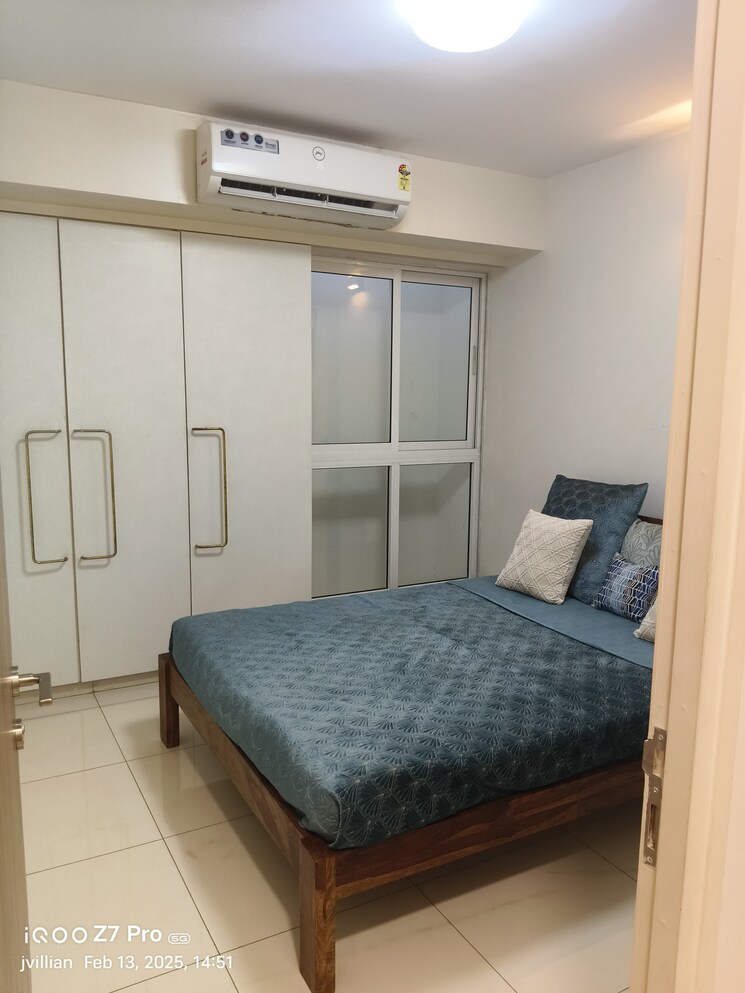 Bedroom, godrej-emerald 3 Bedroom 1033 Sq.Ft. Apartment In Ghodbunder Road Thane 8217999