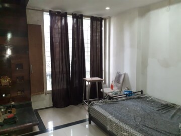 Bedroom in 3.5 BHK Penthouse at Anand Park Society, Guru Nanak Nagar – for Sale