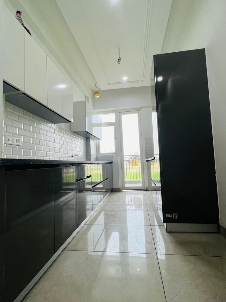 Kitchen, motia-harmony-greens 3 Bedroom 1800 Sq.Ft. Apartment In Kishanpura Zirakpur 8218116