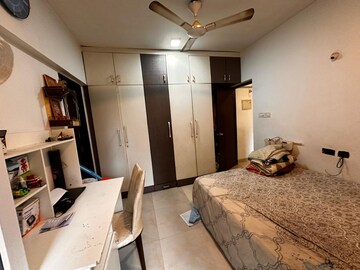 Master Bedroom in 1 BHK Apartment at Conwood Astoria, Goregaon East – for Rent