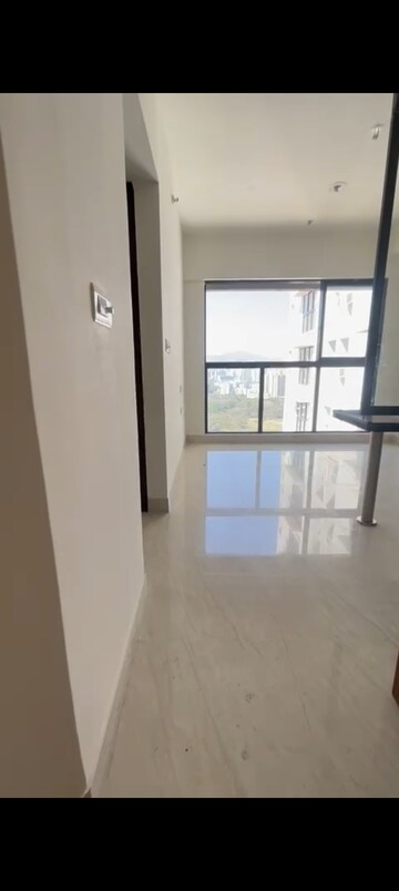 1 BHK Apartment For Rent in Lodha Crown Quality Homes, Majiwada