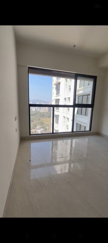 Room in 1 BHK Apartment at Lodha Crown Quality Homes, Majiwada – for Rent