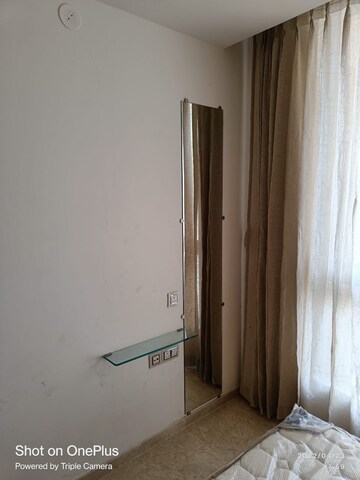 Room in 2 BHK Apartment at One Hiranandani Park, Ghodbunder Road – for Rent