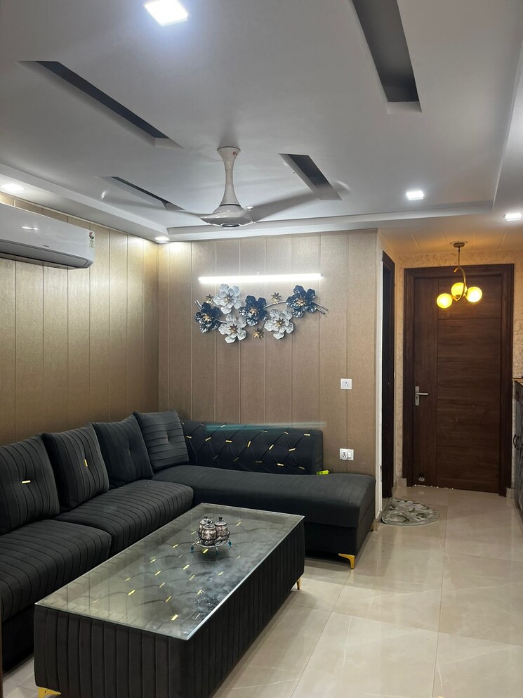 Living Room, amolik-residency 3 Bedroom 175 Sq.Yd. Builder Floor In Sector 86 Faridabad 8218177
