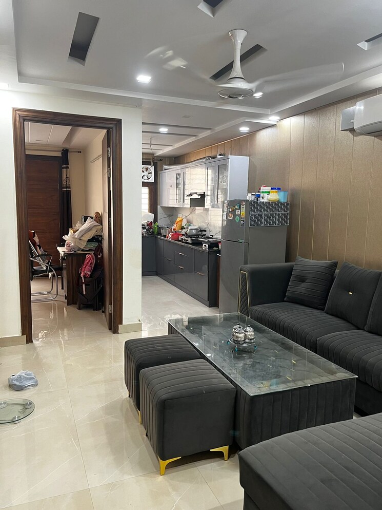 Living Room, amolik-residency 3 Bedroom 175 Sq.Yd. Builder Floor In Sector 86 Faridabad 8218177