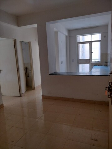 Room in 2 BHK Apartment at Conscient Habitat, Sector 99a – for Rent