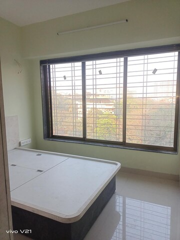 Room in 1 BHK Apartment at Pestom Sagar Colony, Chembur – for Rent