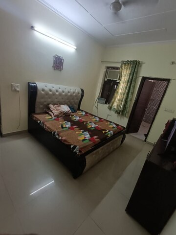 Bedroom in 3 BHK Builder Floor at Sainik Colony – for Rent