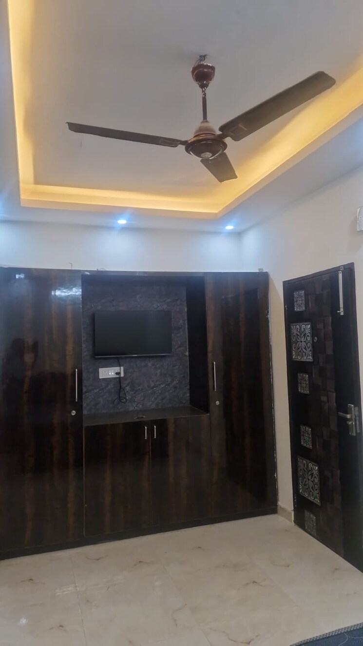 Kitchen, sector 27 1 RK 850 Sq.Ft. Builder Floor In Sector 27 Gurgaon 8218288