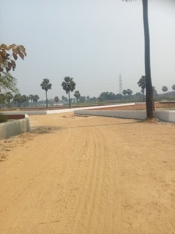  Plot For Sale in Wazirganj
