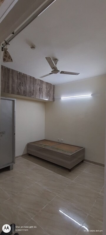 Bedroom in 3 BHK Apartment at Gaur City 2 - 14th Avenue, Sector 16c Greater Noida – for Rent