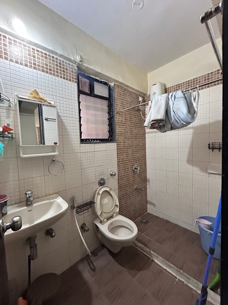 Bathroom, suvidha-regal-complex 2 Bedroom 860 Sq.Ft. Apartment In Vasai East Palghar 8218339