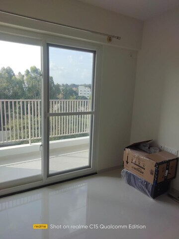 Room in 3 BHK Apartment at DS Max Skycity, Thanisandra – for Rent