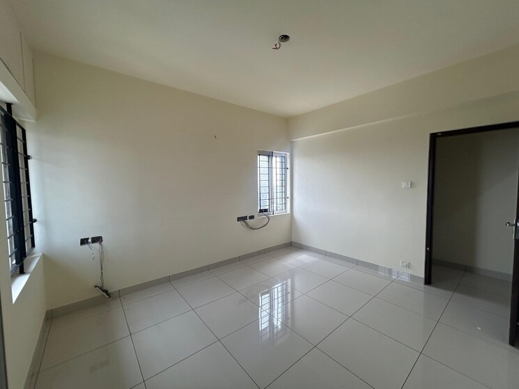 Room, olety-landmark 3 Bedroom 1800 Sq.Ft. Apartment In Basaveshwara Nagar Bangalore 8218359