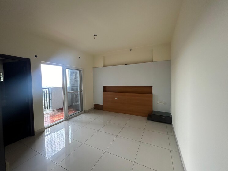 Bathroom, olety-landmark 3 Bedroom 1800 Sq.Ft. Apartment In Basaveshwara Nagar Bangalore 8218359