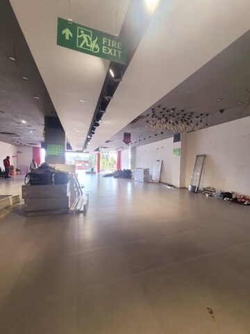  Showroom – Exterior View View at Varsola - for Rent