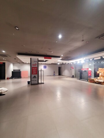  Showroom – Exterior View View at Varsola - for Rent