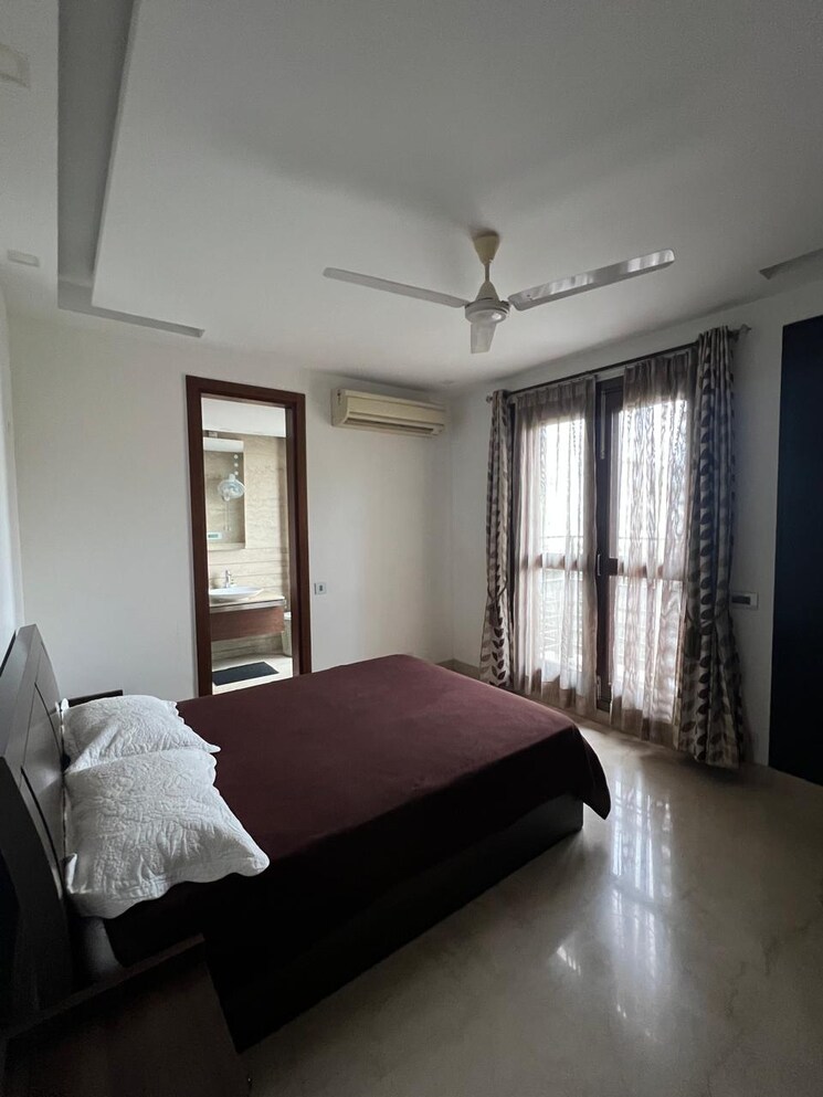 Bedroom, anand niketan 4 Bedroom 400 Sq.Yd. Builder Floor In Anand Niketan Delhi 8218395