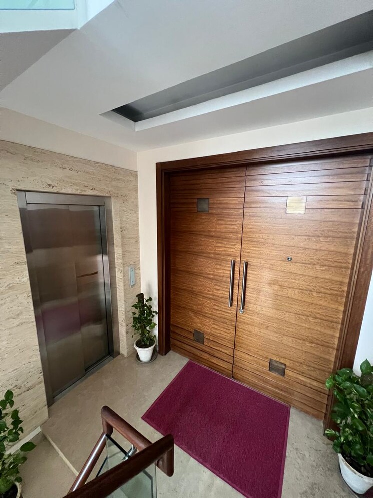 Room, anand niketan 4 Bedroom 400 Sq.Yd. Builder Floor In Anand Niketan Delhi 8218395