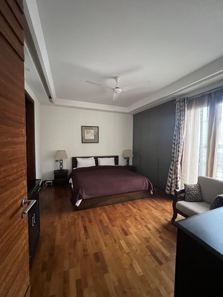 Master Bedroom, anand niketan 4 Bedroom 400 Sq.Yd. Builder Floor In Anand Niketan Delhi 8218395