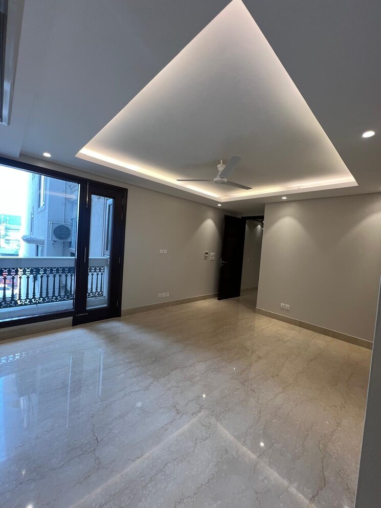 Room, vasant vihar 4 Bedroom 600 Sq.Yd. Builder Floor In Vasant Vihar Delhi 8218409