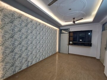 2 BHK Builder Floor For Rent in Niti Khand Ghaziabad  8218414